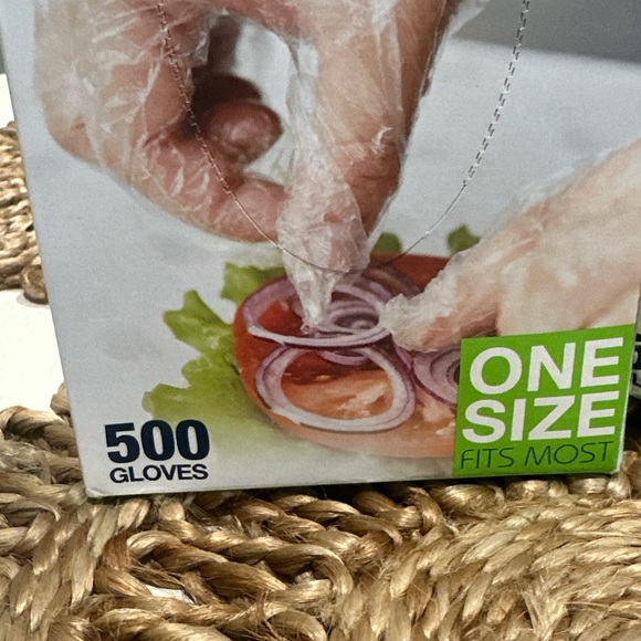 1000 Disposable Food Prep Gloves Plastic Food Safe Latex Free One Size Fits NIB! - Picture 2 of 4